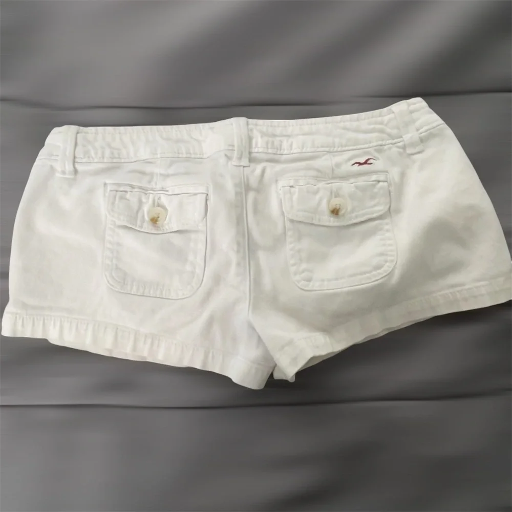 Hollister Women's Low Rise White Jean Shorts - Picture 7 of 12